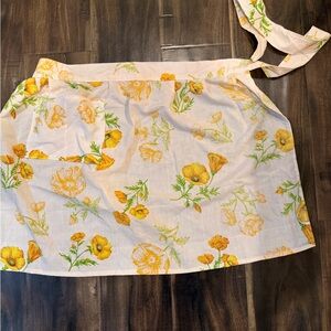 Floral Yellow and Cream Apron